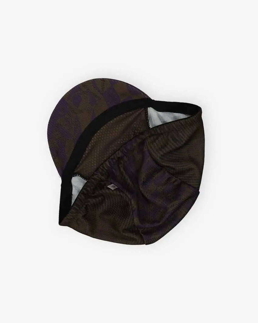 Flatlay back view of a DriFit unisex casquette in peat colour Warp design made by enjoy.cc