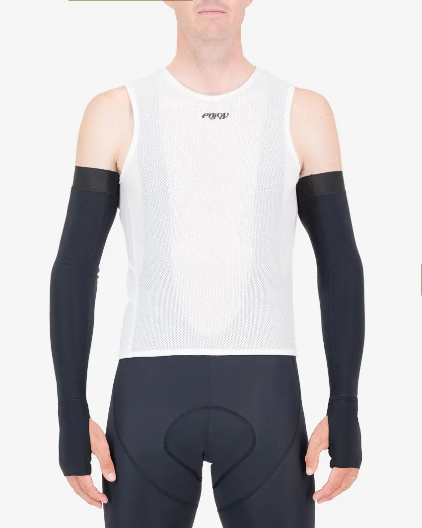 Front view of the mens fleeced cuffed armwarmer with reflective detailing made by Enjoy.cc