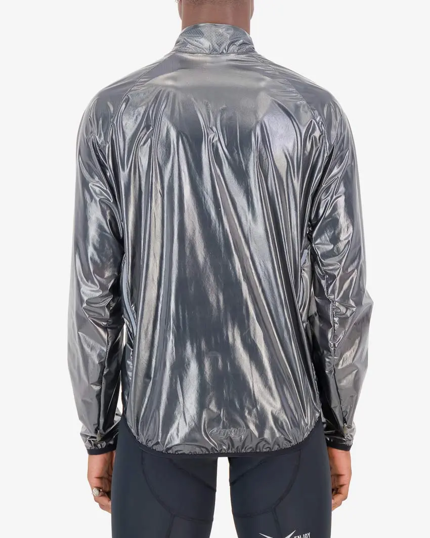 Back of the mens waterproof cycling jecket in the Trooper dark design made by enjoy.cc