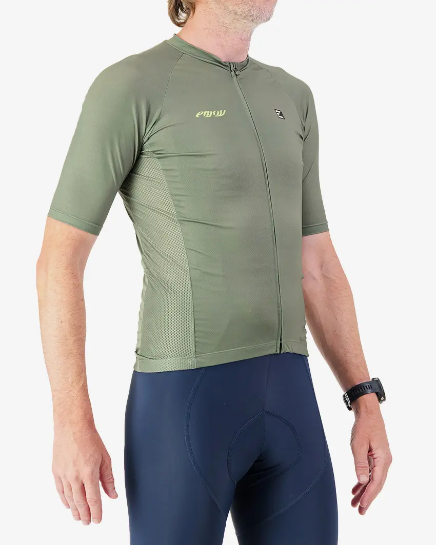 Side view of the Mens Supremium cycling jersey in a solid Olive colour way by Enjoy.cc