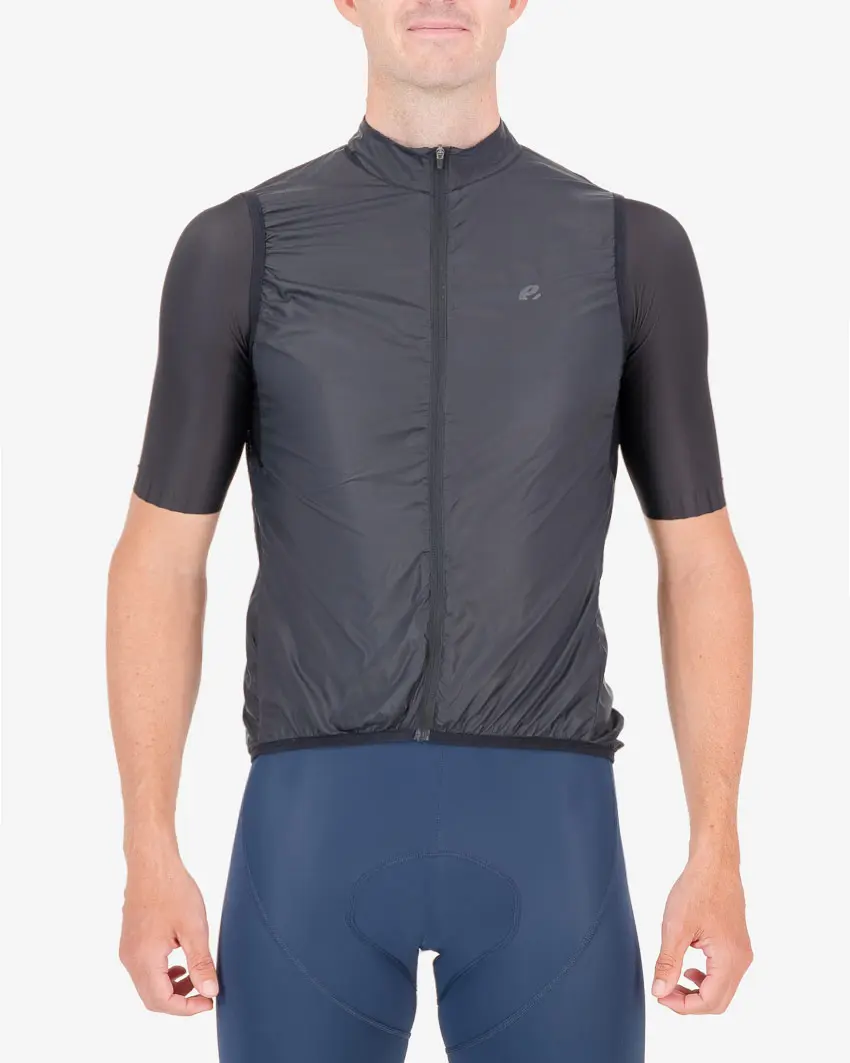 Front of the mens cycling atom gilet in matte black made by Enjoy.cc