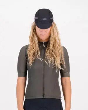 Front of the ladies cycling cap in the Semester black DriFit design made by enjoy.cc