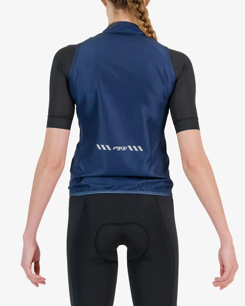 Back view of the mens petrol water resistant atom gilet with reflective detail made by Enjoy.cc