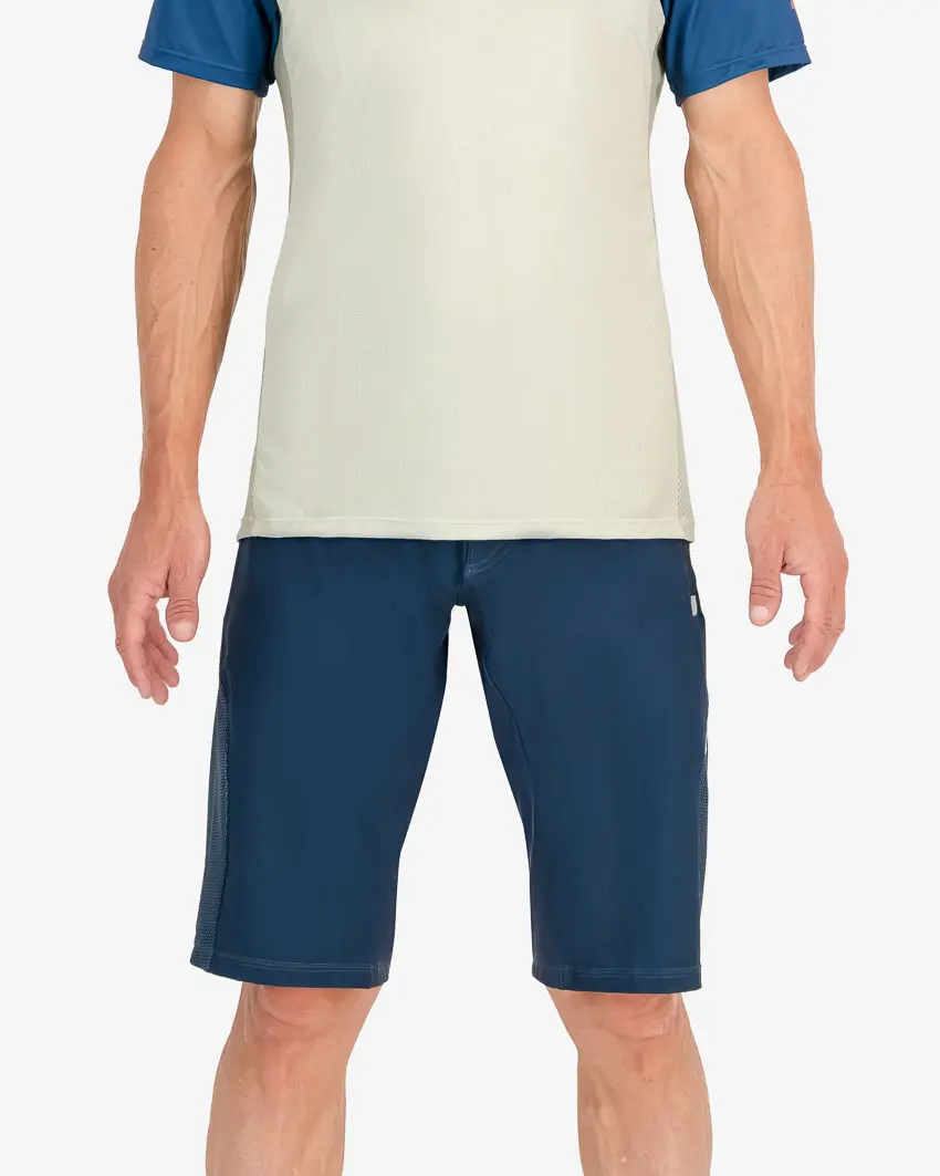 Front of the mens Reptilia Aline trail short in the navy design made by enjoy.cc