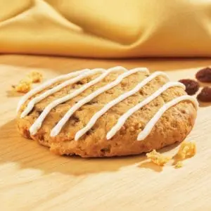 Oatmeal Raisin Cookie with Drizzle