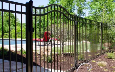 Madison Fence Installation: What Homeowners Need to Know About Rules, Placement & Safety