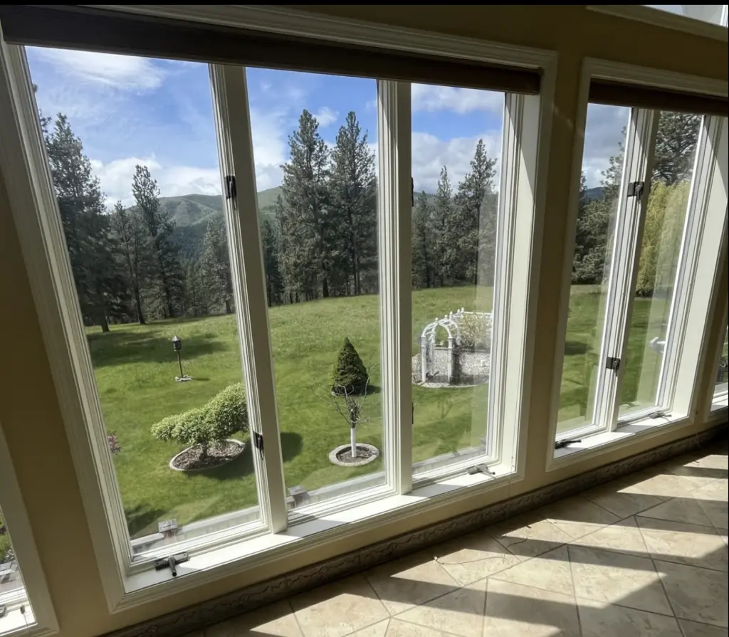 Home Window Tint 3 - Privacy Film