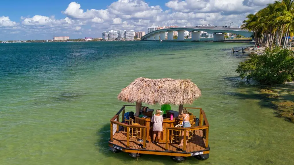Tiki Bar Tour Bar