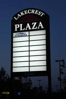 Lakecrest Plaza sign at night