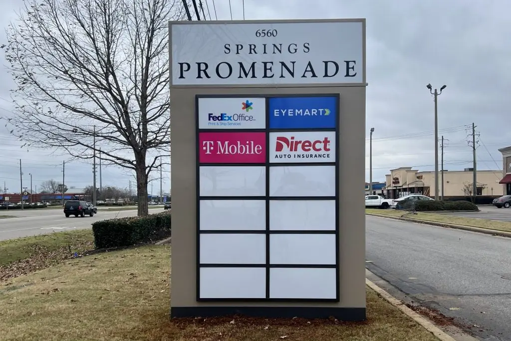 wayfinding signs
