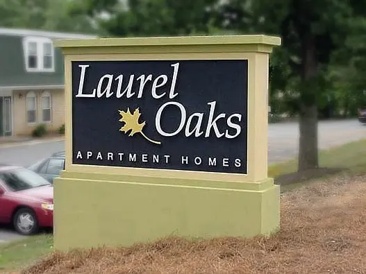 Laurel Oaks
