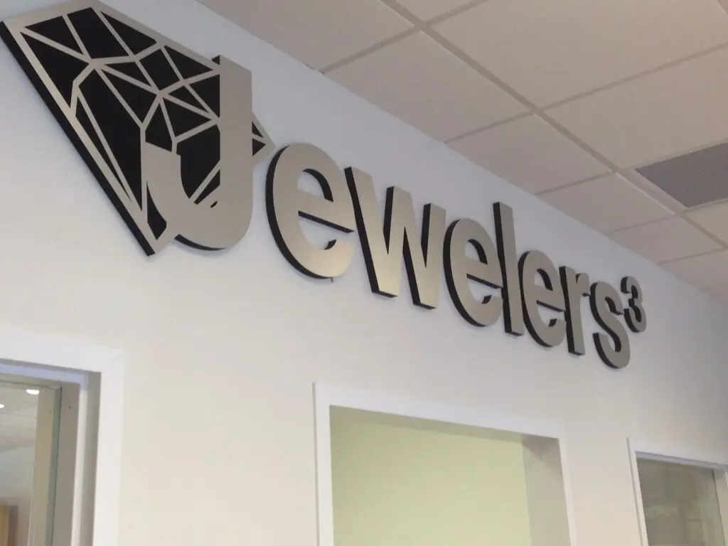 Jewelers 3 indoor sign