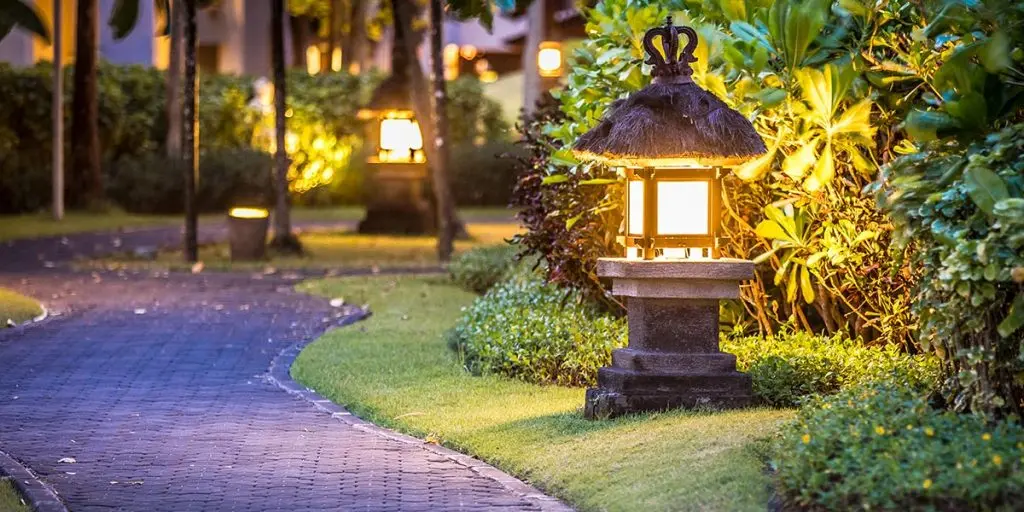 outdoor lighting placement guide