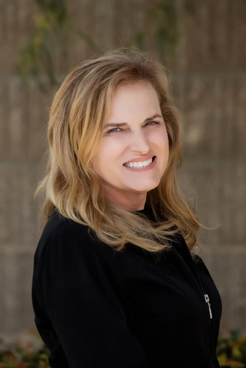 Headshot of Valerie, RDH in Oakdale, CA, at Blackhart Dentistry