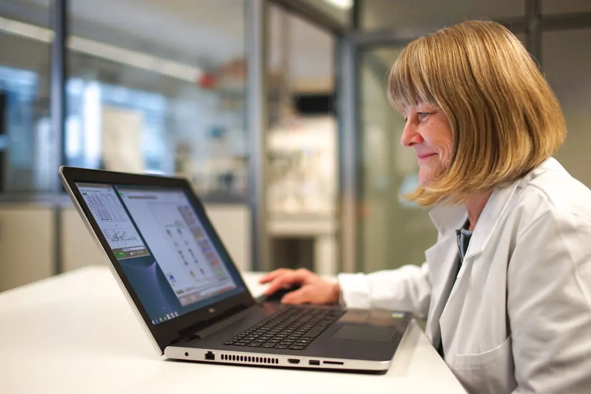 ChromIQ software