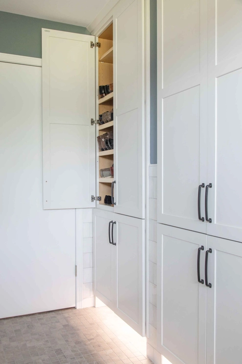 before and after master bathroom remodels