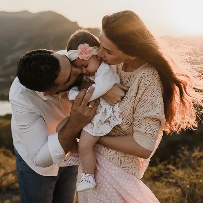 Kissing and Contagious Cavities | VP Dental | Stop Chewing Ice VP Dental | Stop Chewing Ice