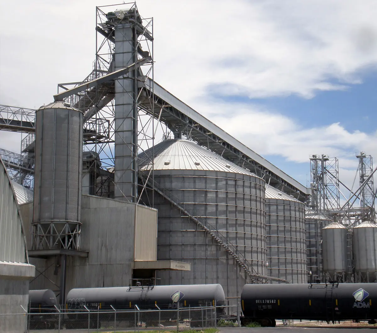 The highest-quality handling equipment and service when you need it.