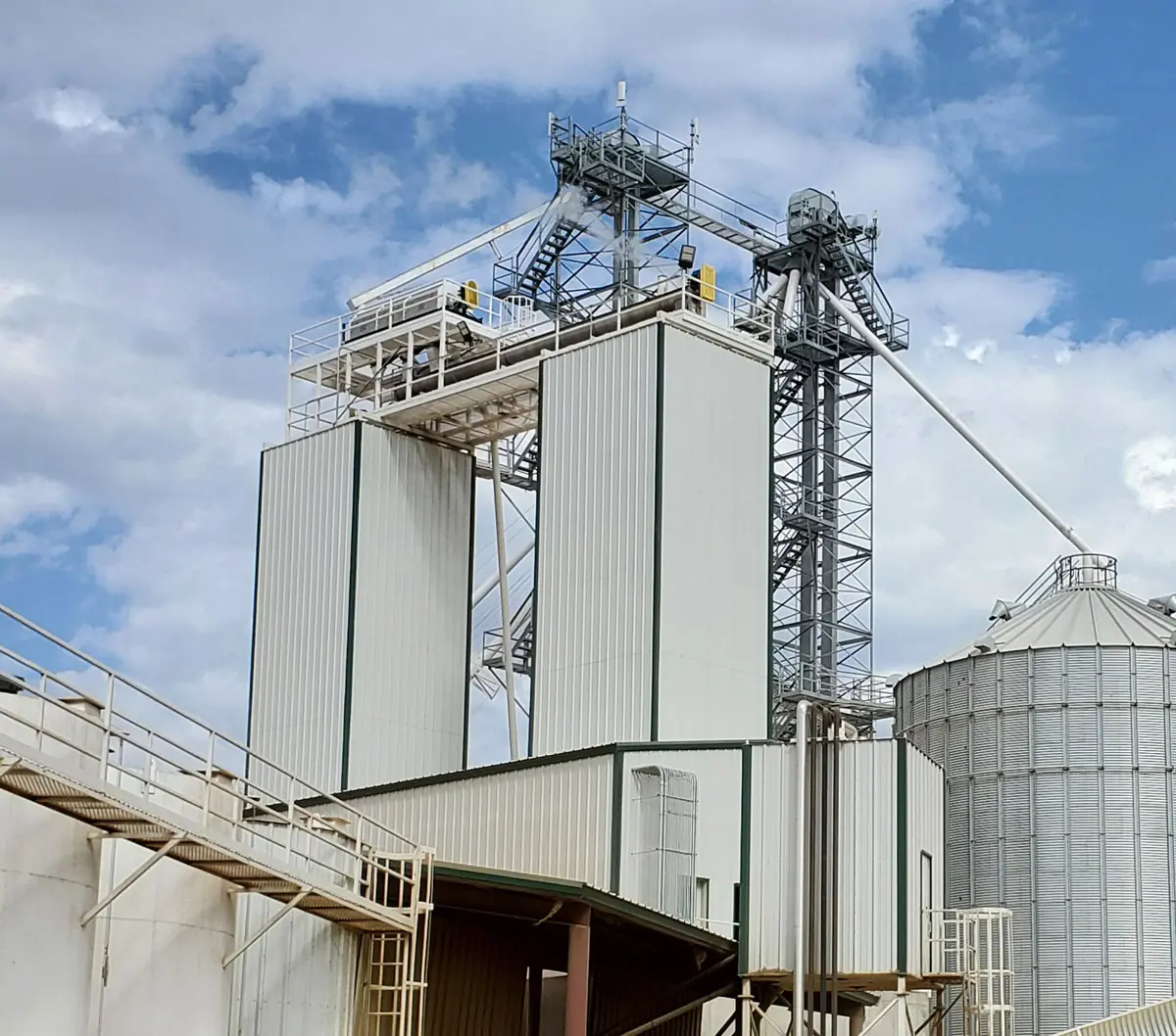 Towering Support and Industry-Best Customer Experience