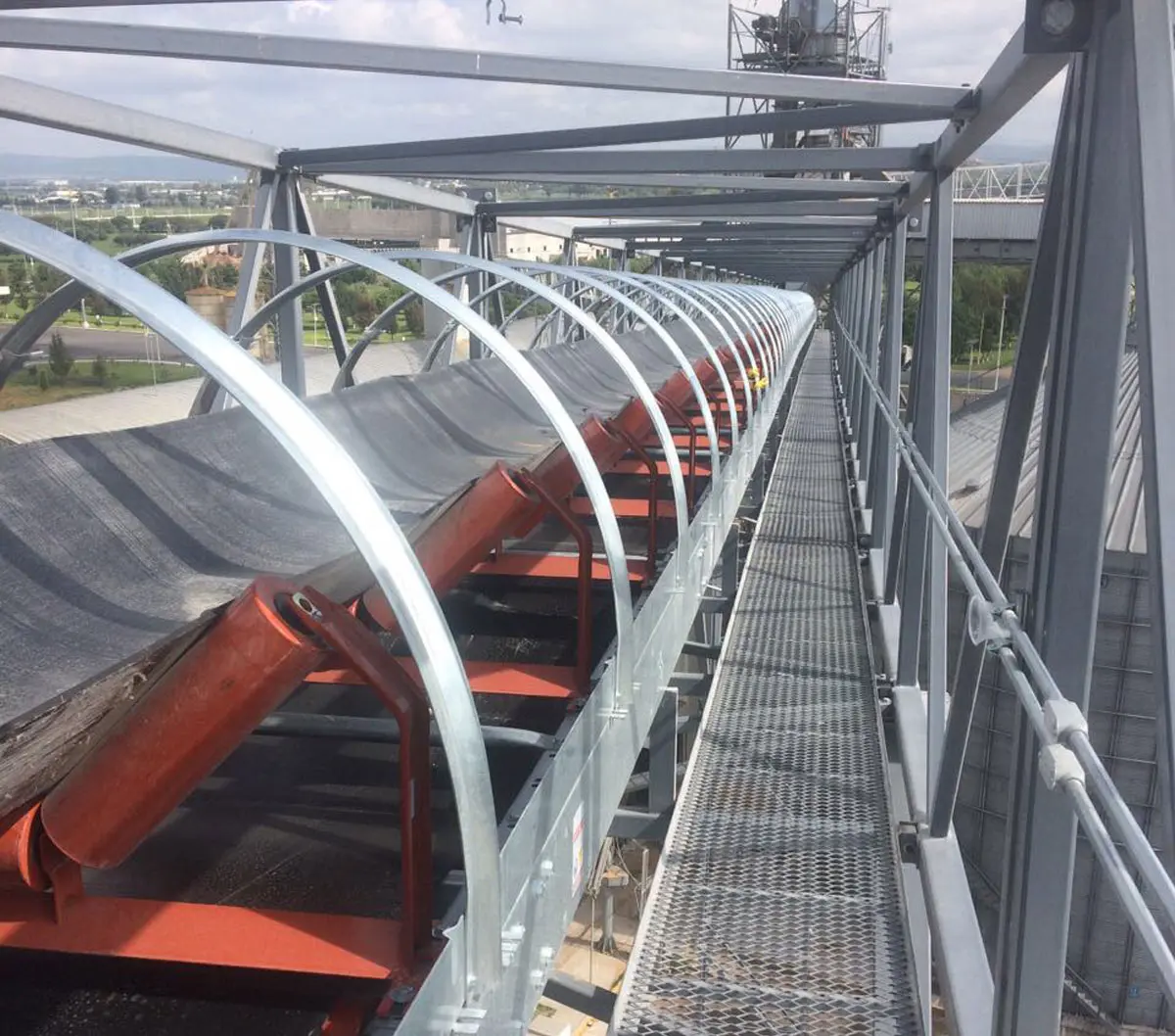 The highest-quality handling equipment and service when you need it.