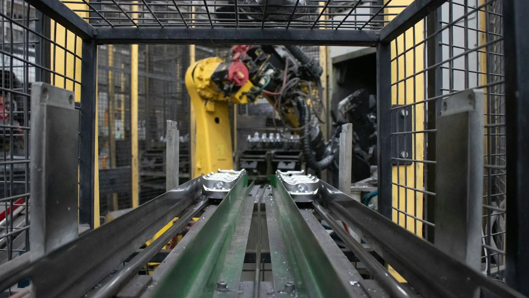 Simplifying Maintenance: The Benefits of Using Quick-Key® Spool Belt Conveyors