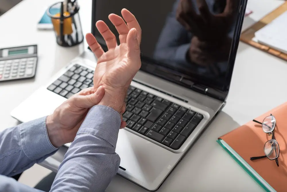 Reviewing Repetitive Motion Injuries and Your Treatment Options