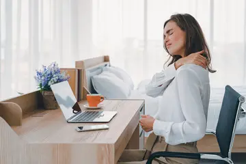neck and spine specialist