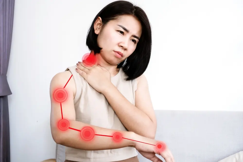 When To Seek Treatment for Cervical Radiculopathy From a NY Spine Specialist