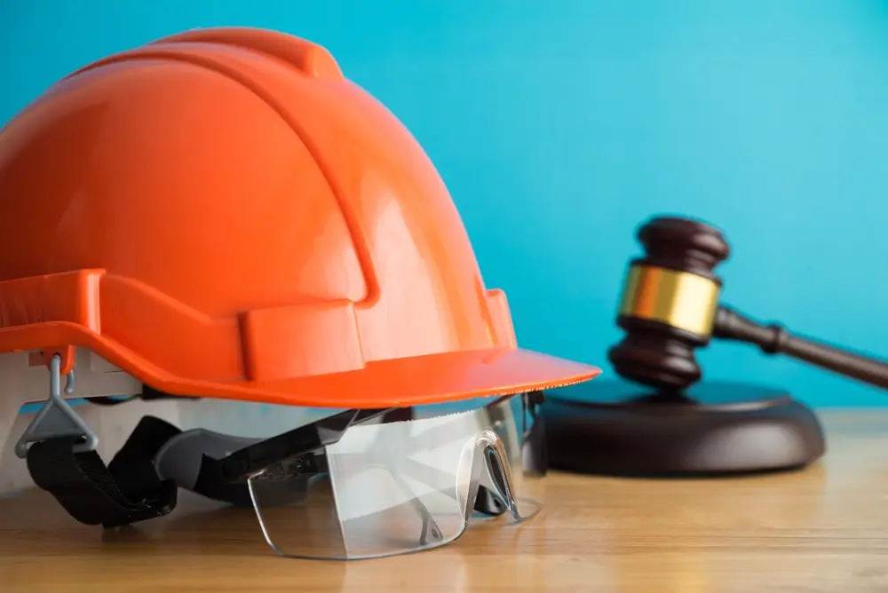 Cómo protegen las leyes laborales de Nueva York a los trabajadores de la construcción lesionados