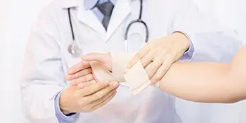 Find Accident Doctor westchester, NY