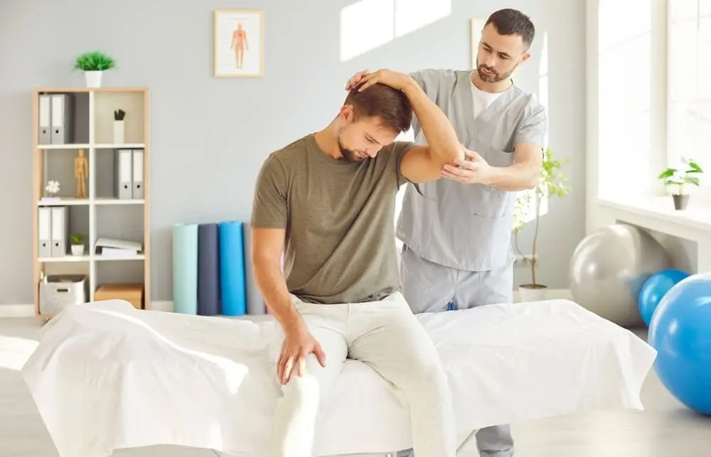 Fisioterapia para lesiones laborales