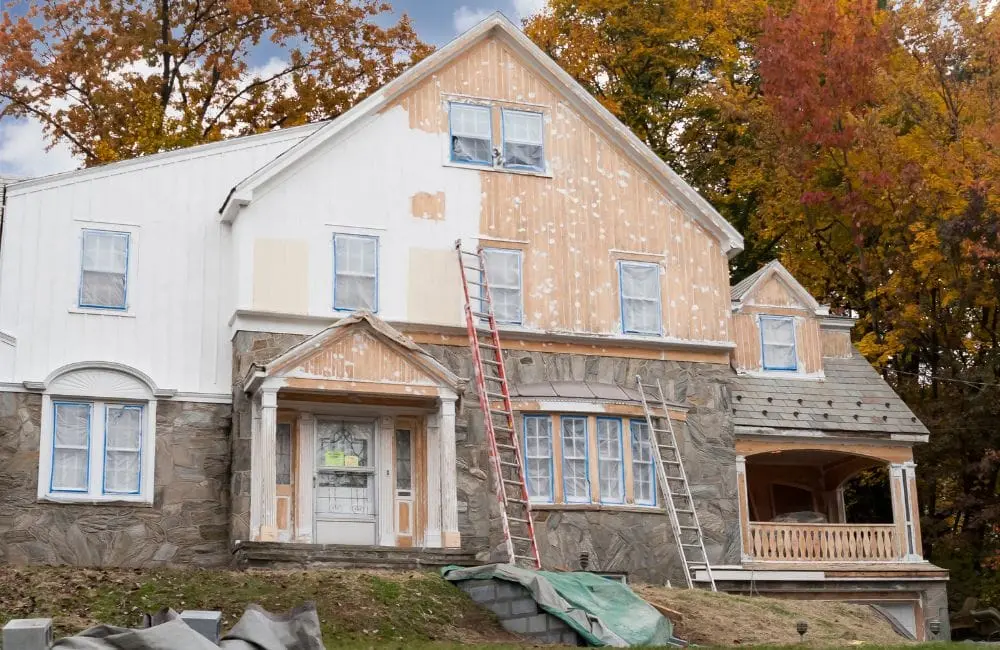 Exterior Painting Mistakes That Can Lower Your Home’s Value