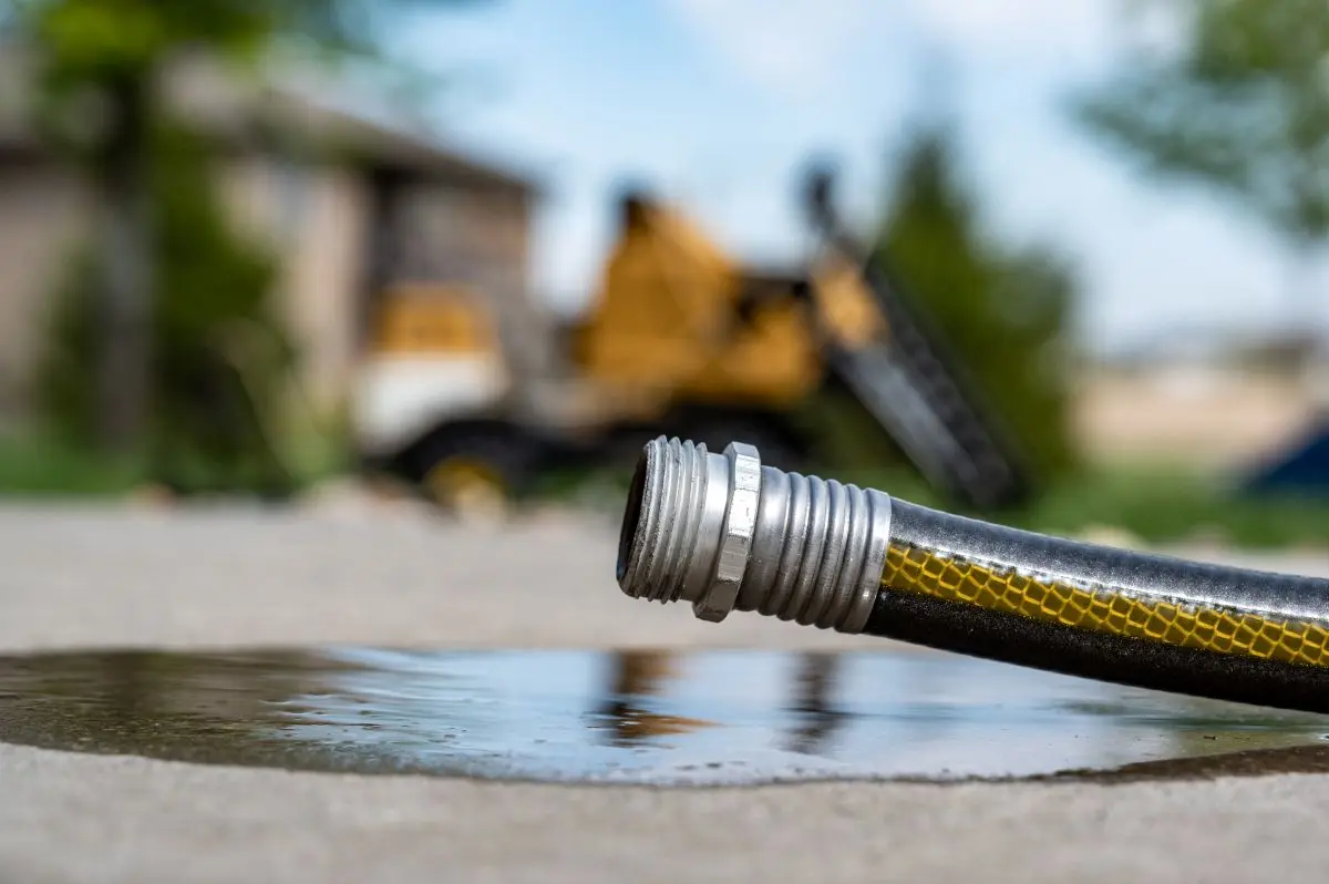 hose with low pressure on street