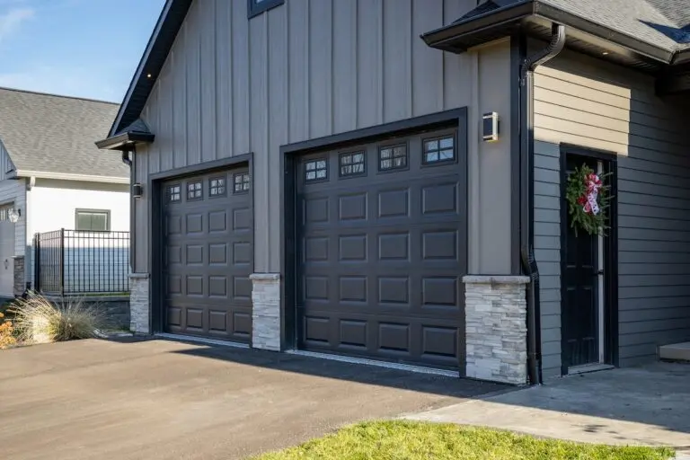 Genson black doors