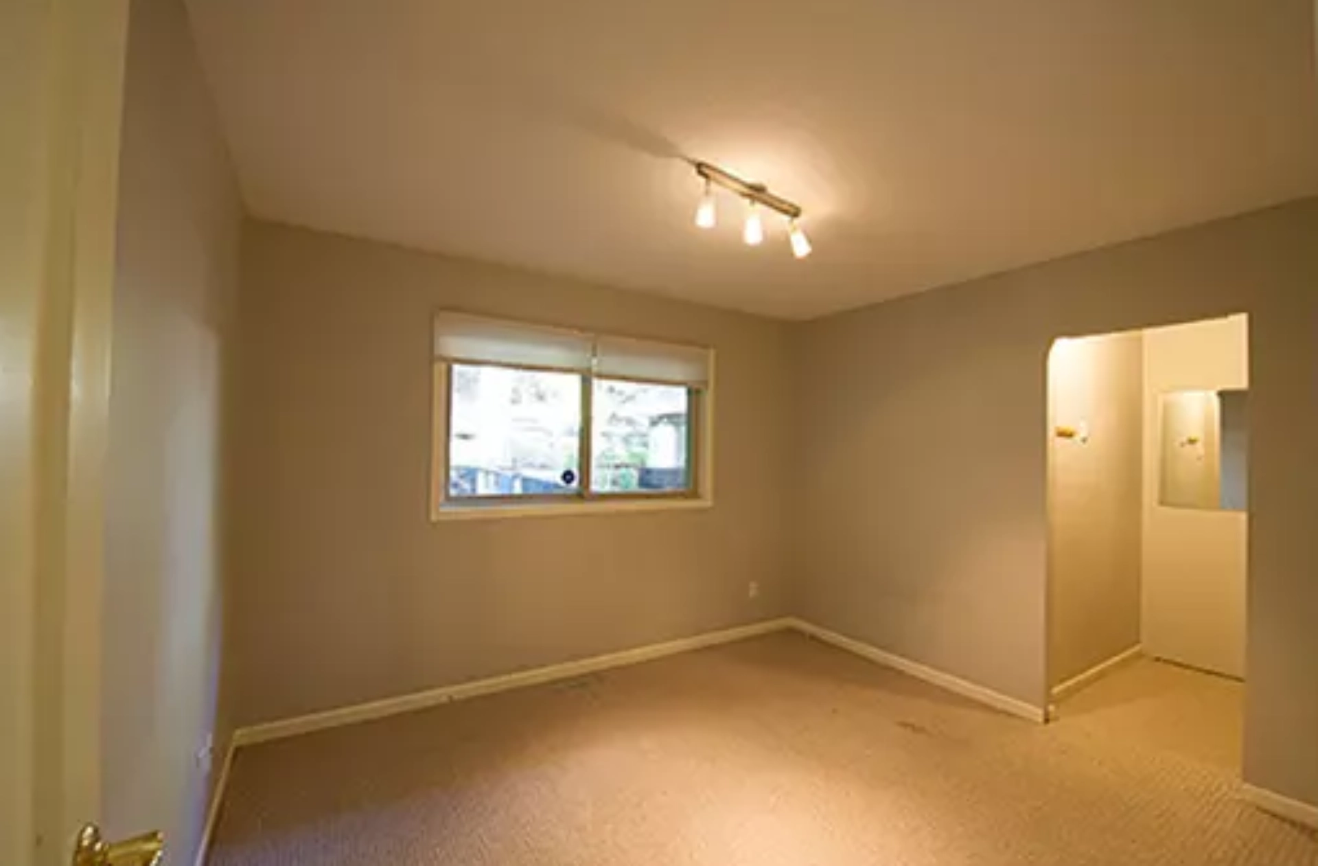 Commercial Painting Transformations – AZ Painting Vancouver Before and after commercial painting transformations showcasing professional painting results for commercial properties by AZ Painting in Vancouver
