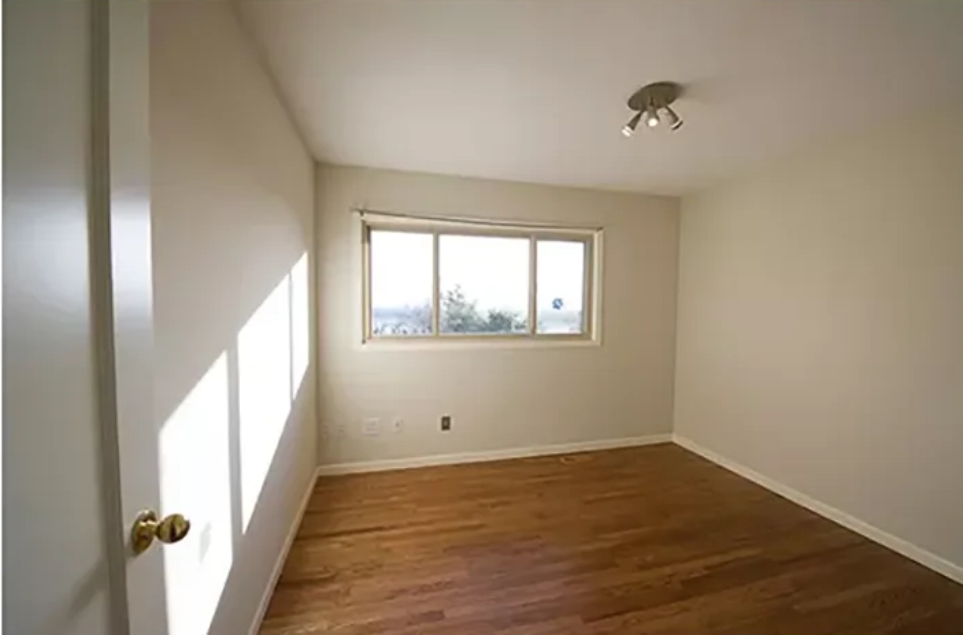 Commercial Painting Transformations – AZ Painting Vancouver Before and after commercial painting transformations showcasing professional painting results for commercial properties by AZ Painting in Vancouver