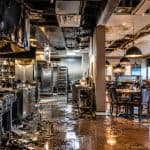 Seguro de restaurante Reclamaciones después del incendio, el humo o el daño al agua: Lo que los propietarios necesitan saber